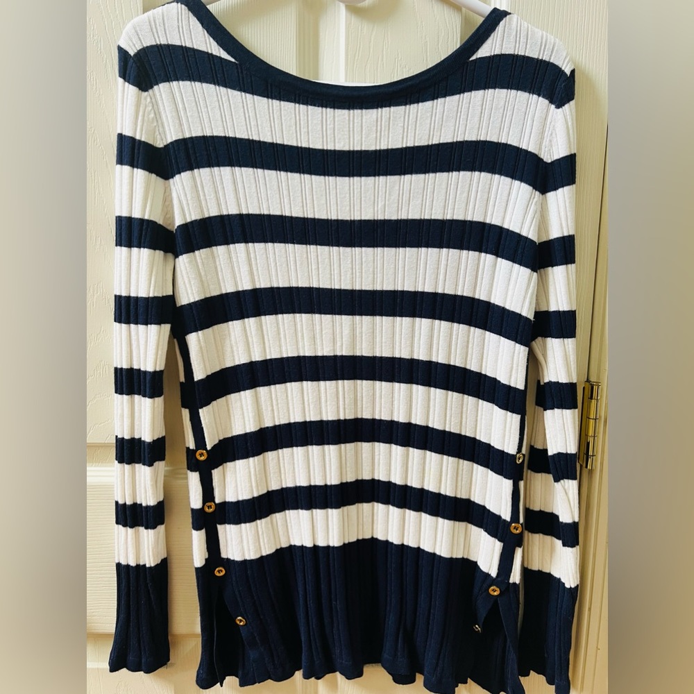Croft and Barrow Blue and White Striped Textured Ribbed Long Sleeve Sweater